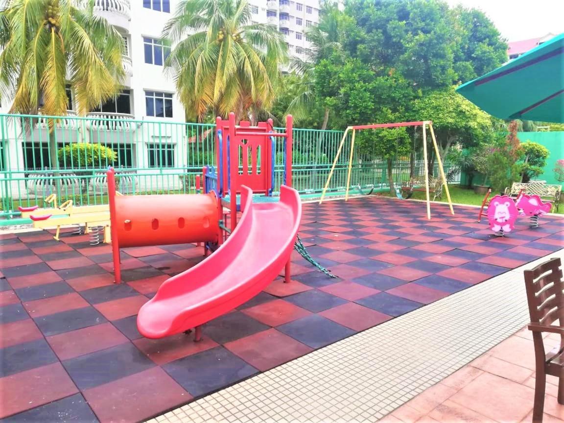 Hotel Seaview Gateway - Private Owner Port Dickson Exterior foto